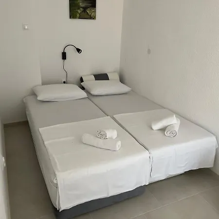 Outstanding Large For 6+2 Apartment Makarska